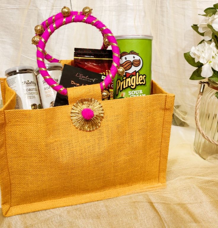 Customized Room Hampers